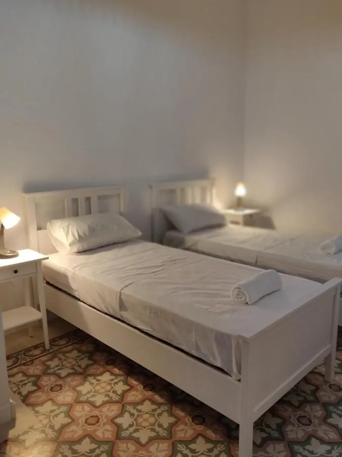 Walter'S B&B Gzira Hostel